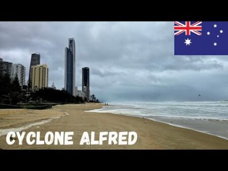 Under threat from Cyclone Alfred - Gold Coast Australia
